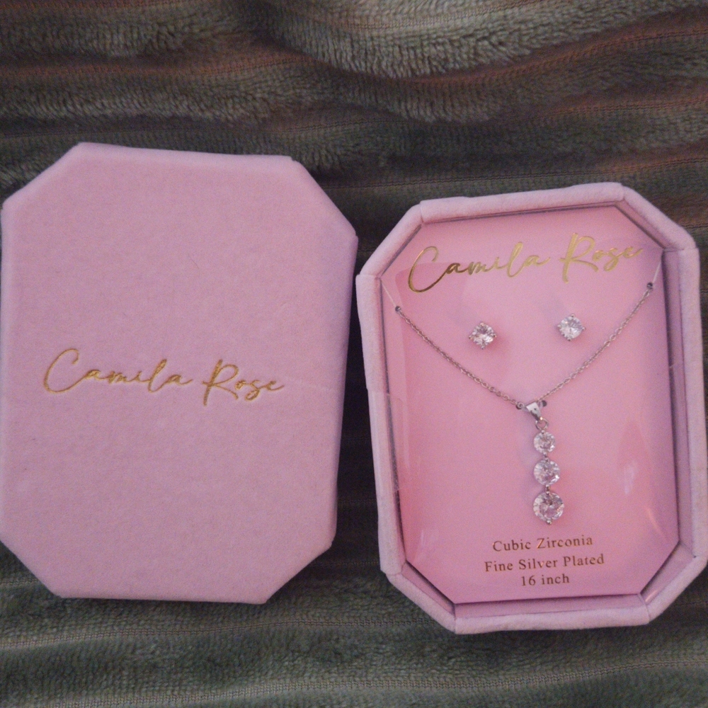 NEW! Camila Rose Cubic Zirconia Fine Silver Plated 16" Necklace and Earring Set. - Picture 4 of 12